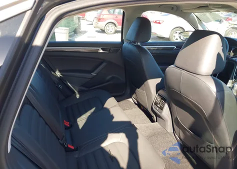 2017 Volkswagen Passat 1.8T Sel Premium из США, поврежденный, VIN 1VWCT7A36HC083267